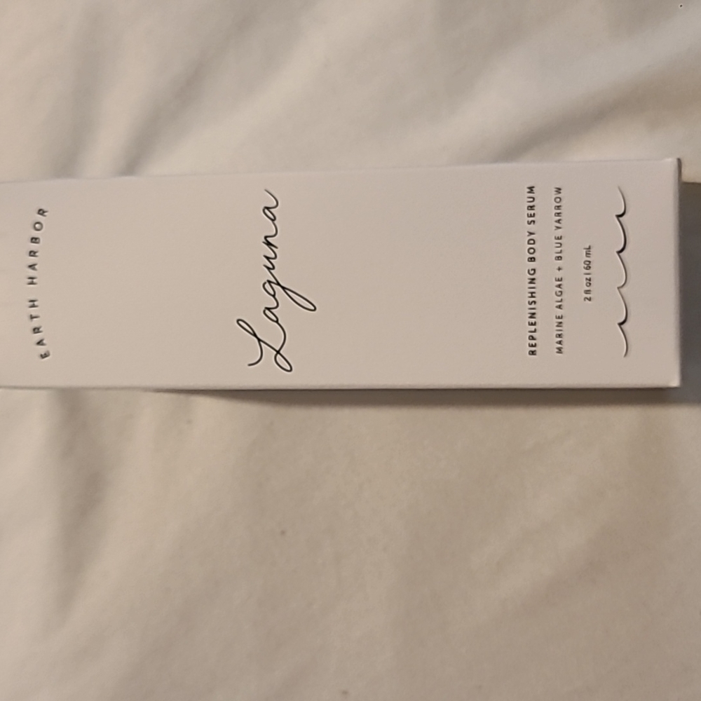 Earth Harbor Laguna body serum